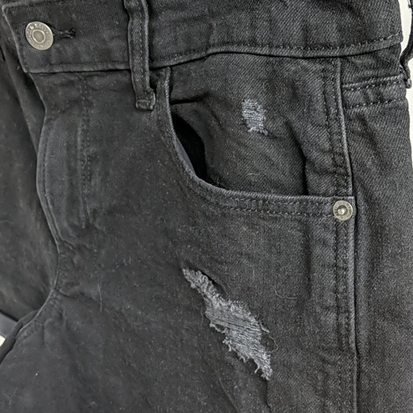 NWOT Old Navy Boyfriend Shorts - Picture 3 of 6